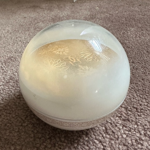 GUERLAIN MÉTÉORITES FLOCONS ENCHANTÉS - Picture 2 of 8